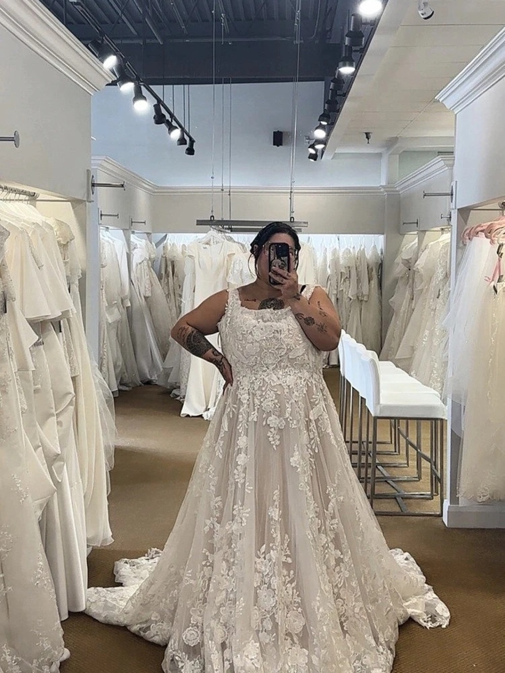 Floral Wedding Dress in White Like New